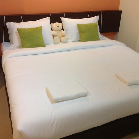 Centrino Hotel Surat Thani Exterior foto